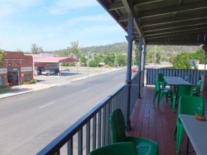 Federal Hotel - Accommodation Mount Tamborine 0