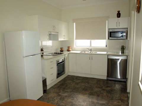 Shamrose Cottage - Accommodation Mount Tamborine 3