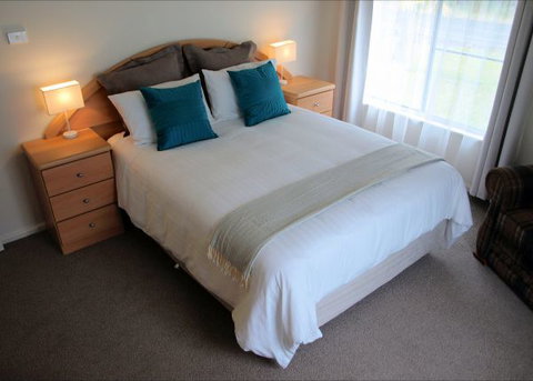 Shamrose Cottage - Accommodation Mount Tamborine 4