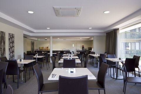 Tall Trees - Accommodation Mount Tamborine 5