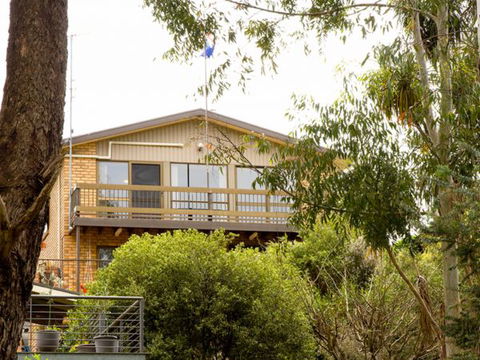 Chisholm Heights CBD Accommodation - Accommodation Mount Tamborine 4