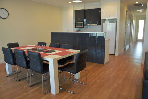 Port Lincoln City Apartment - Accommodation Mount Tamborine 1