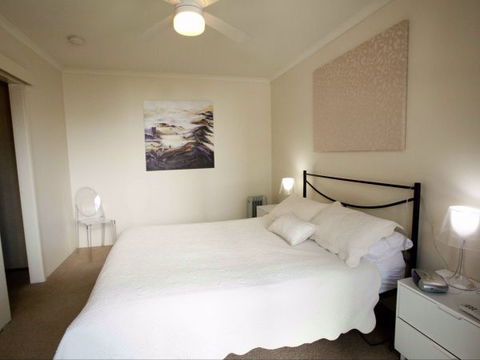 Ovens CBD Apartment 3 - Accommodation Mount Tamborine 1