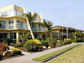 Abel Tasman Motor Inn & Apartments - Accommodation Mount Tamborine 0