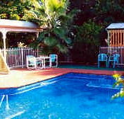 Barrasss John Bright Motor Inn - Accommodation Mount Tamborine