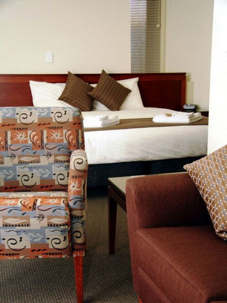 Strath Motel - Accommodation Mount Tamborine 1