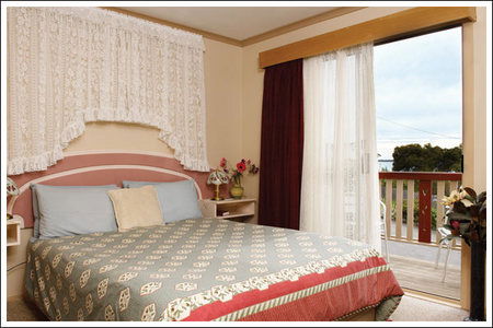 Amos House  & Swansea  Villas - Accommodation Mount Tamborine 2