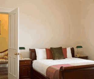 Clydesdale Manor - Accommodation Mount Tamborine 2