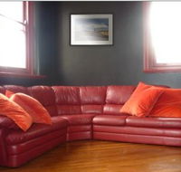 Cambridge Hotel Backpackers - Accommodation Mount Tamborine
