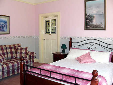 Donalea Bed & Breakfast - Accommodation Mount Tamborine 3