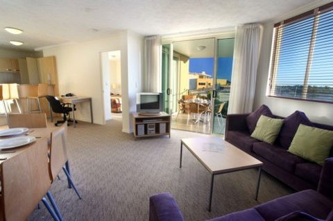 Caloundra Central Apartment Hotel - Accommodation Mount Tamborine 3
