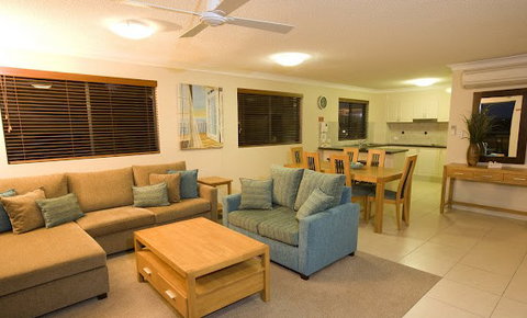 Riverdance Apartments - Accommodation Mount Tamborine 4