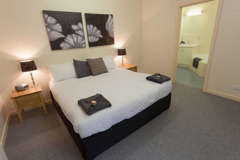 Port Lincoln Foreshore Apartments - Accommodation Mount Tamborine 5