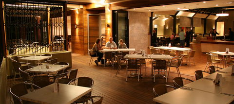 Renmark Hotel/Motel & Function Centre - Accommodation Mount Tamborine 6