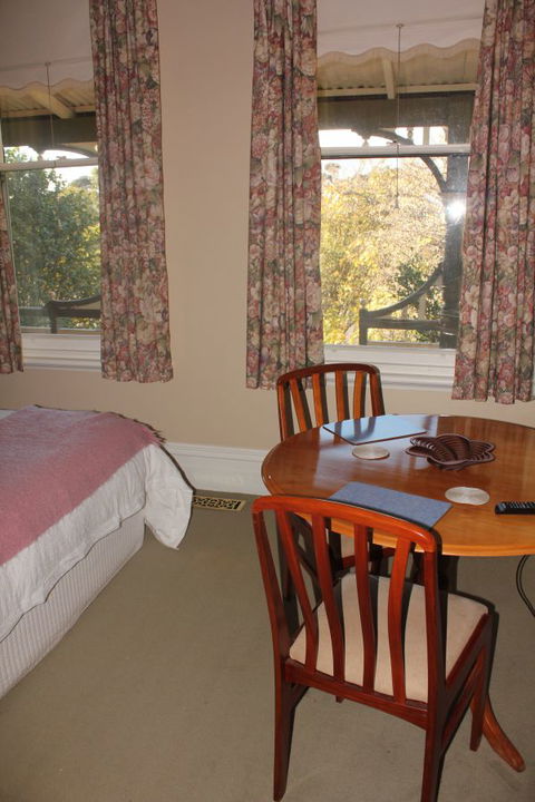 The Turret House - Accommodation Mount Tamborine 9