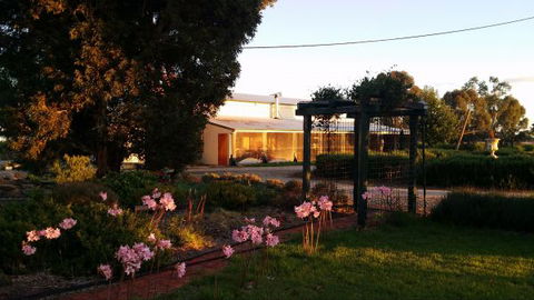 Angas Plains Estate Wines Heritage Suite - Accommodation Mount Tamborine 3