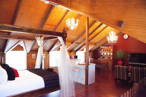 Barossa Barn Bed And Breakfast - Accommodation Mount Tamborine 1