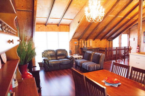 Barossa Barn Bed And Breakfast - Accommodation Mount Tamborine 4