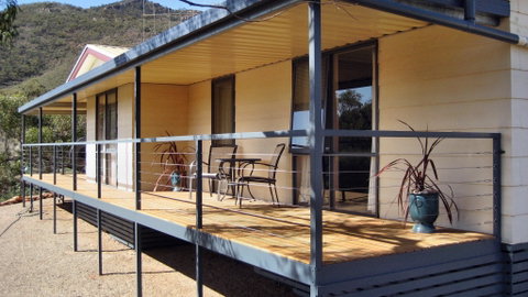 Devil's Peak Bed & Breakfast - Accommodation Mount Tamborine 0