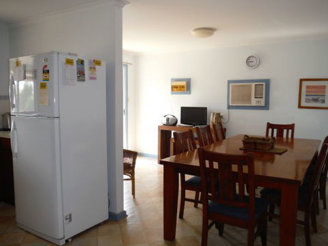 Wallaroo Waves - Accommodation Mount Tamborine 2