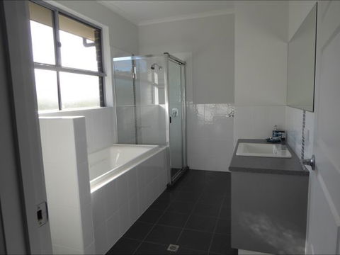 Adelaide Holiday House - Accommodation Mount Tamborine 7