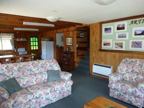 Arties Cottage Accommodation - Accommodation Mount Tamborine 1