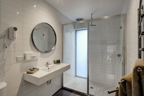 Ashmont Motor Inn And Apartments - Accommodation Mount Tamborine 2