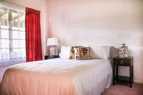Brigham House - Tooma - Accommodation Mount Tamborine 1