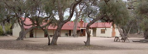 Chowilla Station Shearer's Quarters Accommodation - Accommodation Mount Tamborine 0