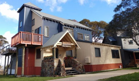 Cloud 9 Alpine Lodge - Accommodation Mount Tamborine 2
