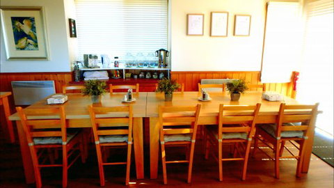 Cloud 9 Alpine Lodge - Accommodation Mount Tamborine 8