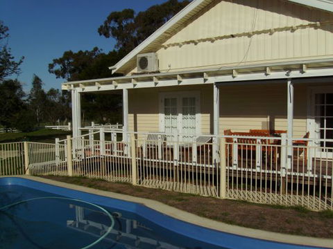 Daisyburn Homestead - Accommodation Mount Tamborine 3