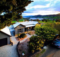 Frenchman's River - The Helmsman's House - Accommodation Mount Tamborine
