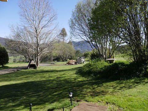 La Perrie Chalet Bed And Breakfast - Accommodation Mount Tamborine 7
