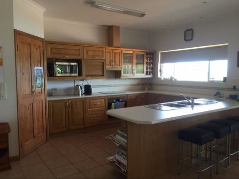 Limestone Ridge - Holiday House - Accommodation Mount Tamborine 2