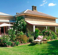 Lochinver Farm Homestead and Cottages - Accommodation Mount Tamborine