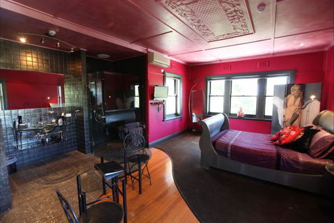 Oakdene Vineyards Guesthouse - Accommodation Mount Tamborine 0