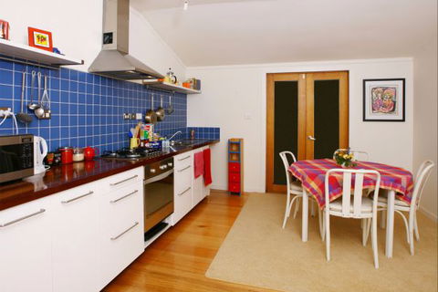 Oakhill Cottage - Accommodation Mount Tamborine 2