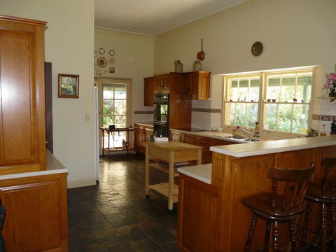 White Hill Estate - Accommodation Mount Tamborine 4