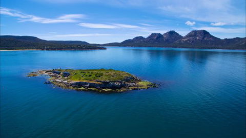 Picnic Island - Accommodation Mount Tamborine 1