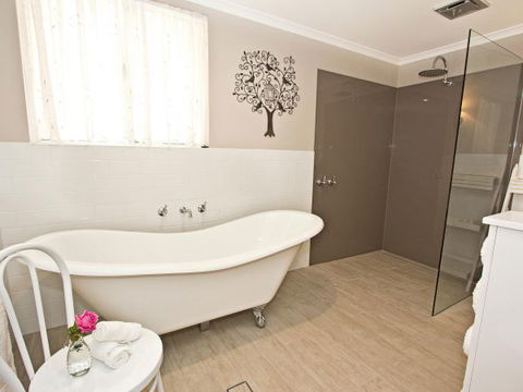 Queen's Cottage Barossa Valley - Accommodation Mount Tamborine 2