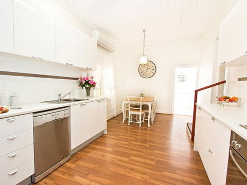 Queen's Cottage Barossa Valley - Accommodation Mount Tamborine 4