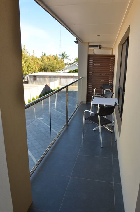 Renmark Holiday Apartments - Accommodation Mount Tamborine 6