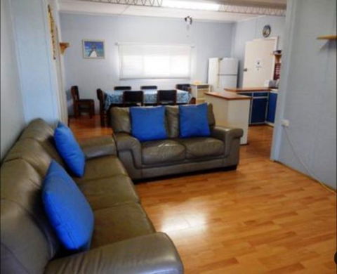 Samuel's Shack - Accommodation Mount Tamborine 4