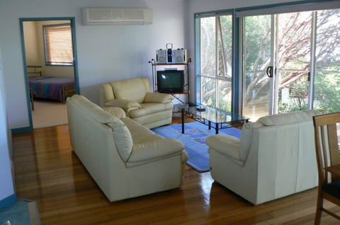 Sandy Point Beach Escape - Accommodation Mount Tamborine 2