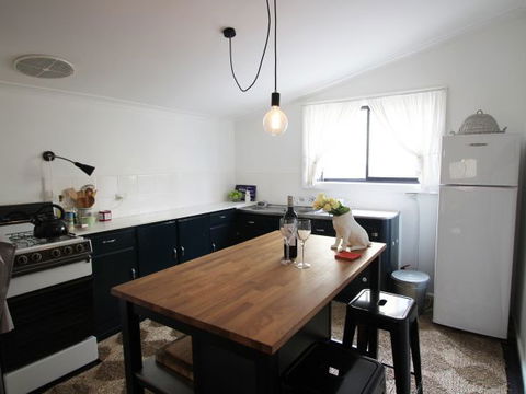 The Gold House - Accommodation Mount Tamborine 5