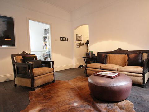 The Gold House - Accommodation Mount Tamborine 6