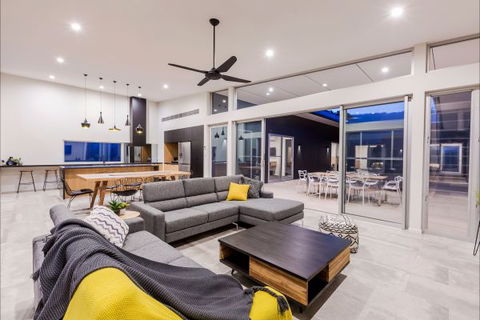 The Villas - Accommodation Mount Tamborine 1