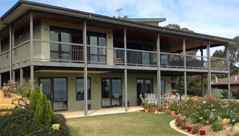 Tibooburra Bed And Breakfast Kalamunda - Accommodation Mount Tamborine 0