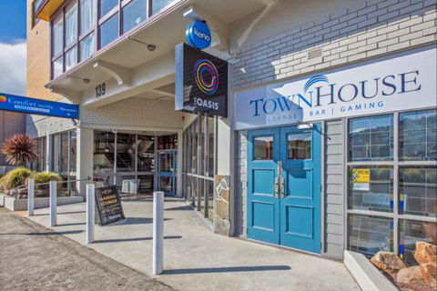 TownHouse Hotel Burnie - Accommodation Mount Tamborine 0